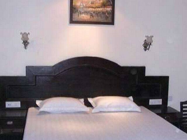 Hotel The Garg, Mandi 5